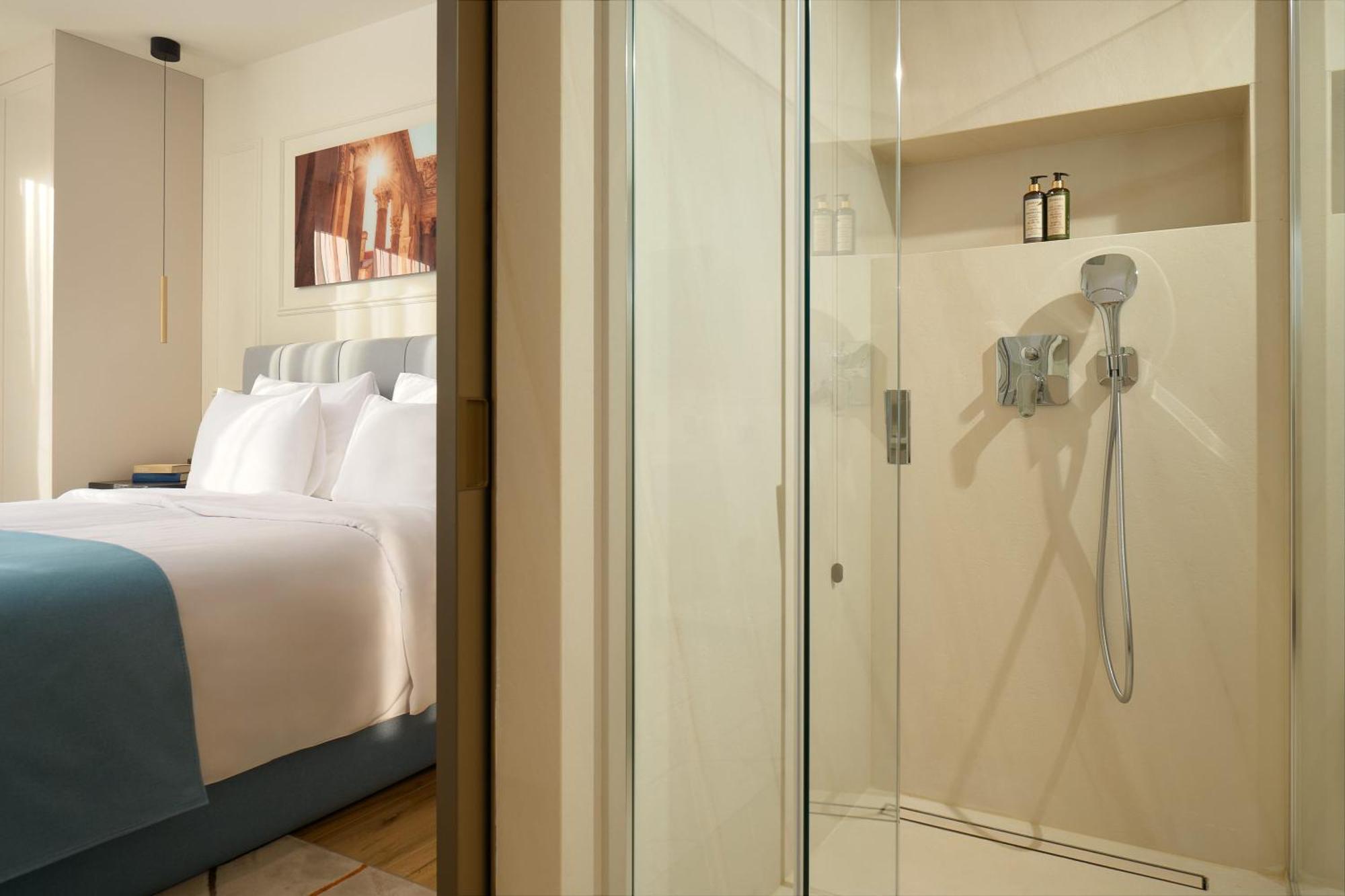 Mirari Boutique Hotel สปลิท ภายนอก รูปภาพ